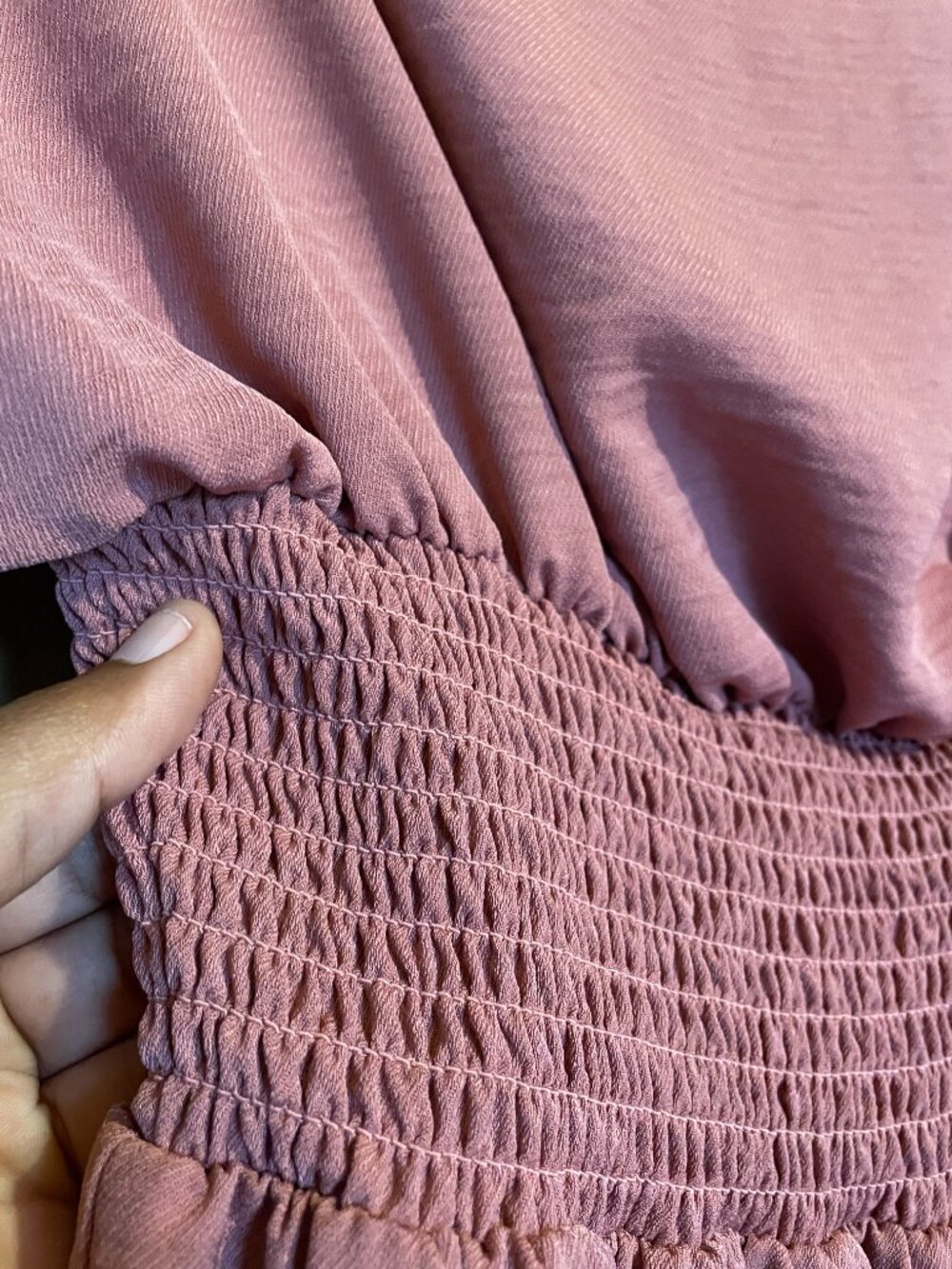 Beautiful ASOS Dress - Chic Neckline and Tapering Waist in Mauve / Dusty Rose - Picture 2 of 16